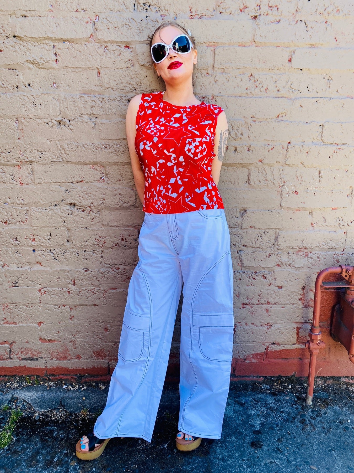 WHITE CONTRAST STITCH CARGO PANTS
