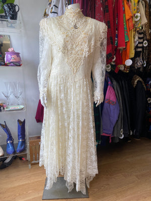 JESSICA MCCLINTOCK CREAM LACE DRESS