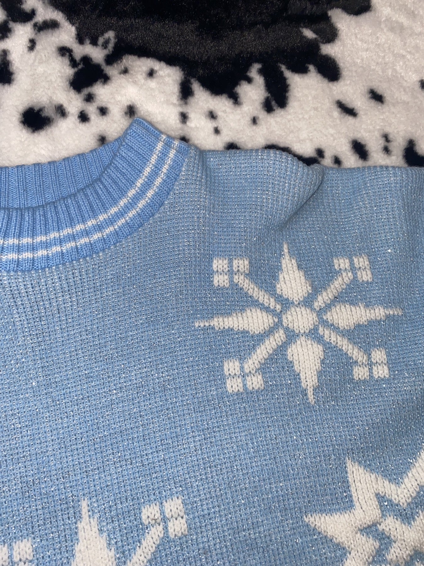 TURNING POINT SNOWFLAKE SWEATER