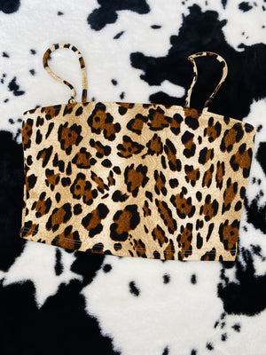 LEOPARD CROPPED TANK TOP