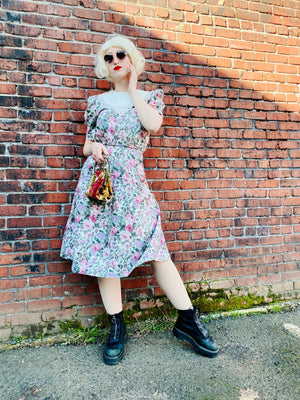 CREAM FLORAL 90s LACE BIB DRESS