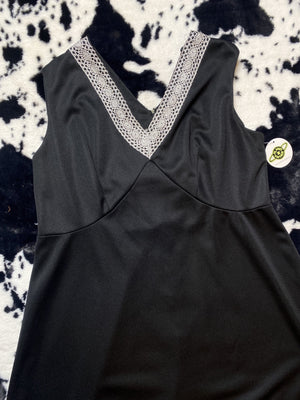 MADAME LEOTA 70s MAXI DRESS & CAPLET SET