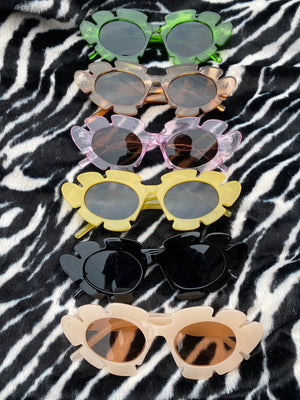 MOD FLOWER SUNGLASSES