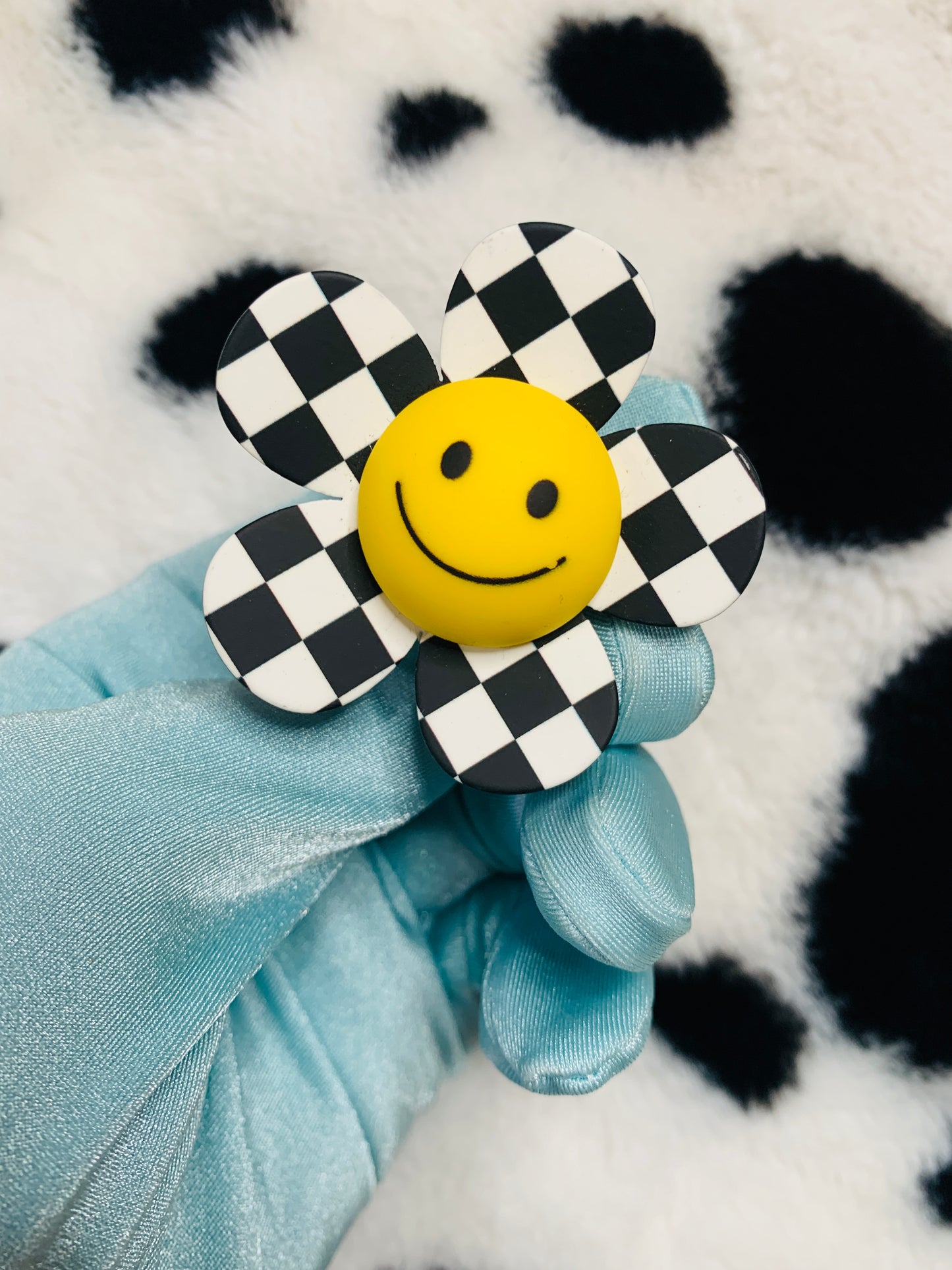 CHECKERED DAISY RING