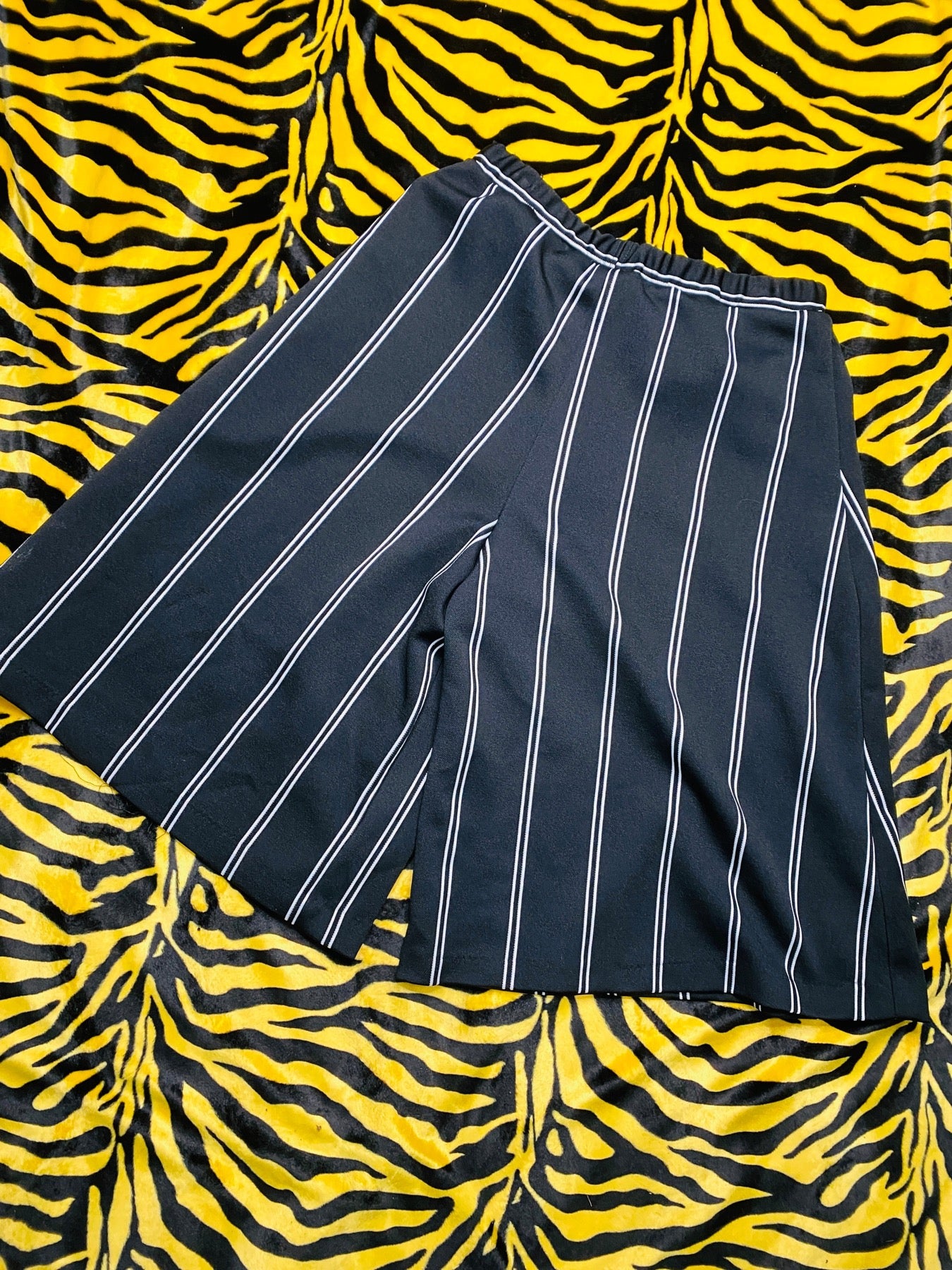 BLACK & WHITE STRIPED CULOTTES SET