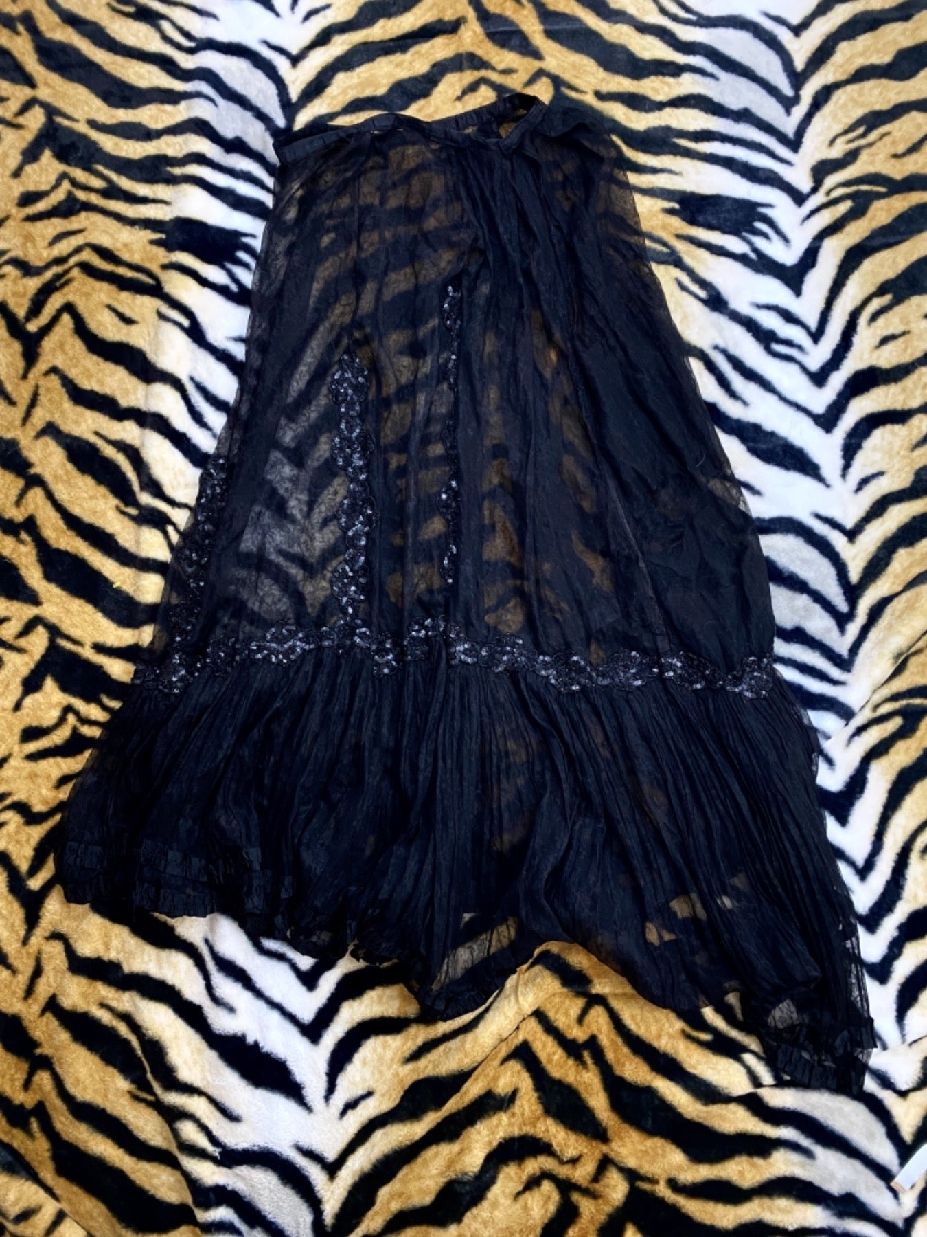 VICTORIAN LACE SKIRT