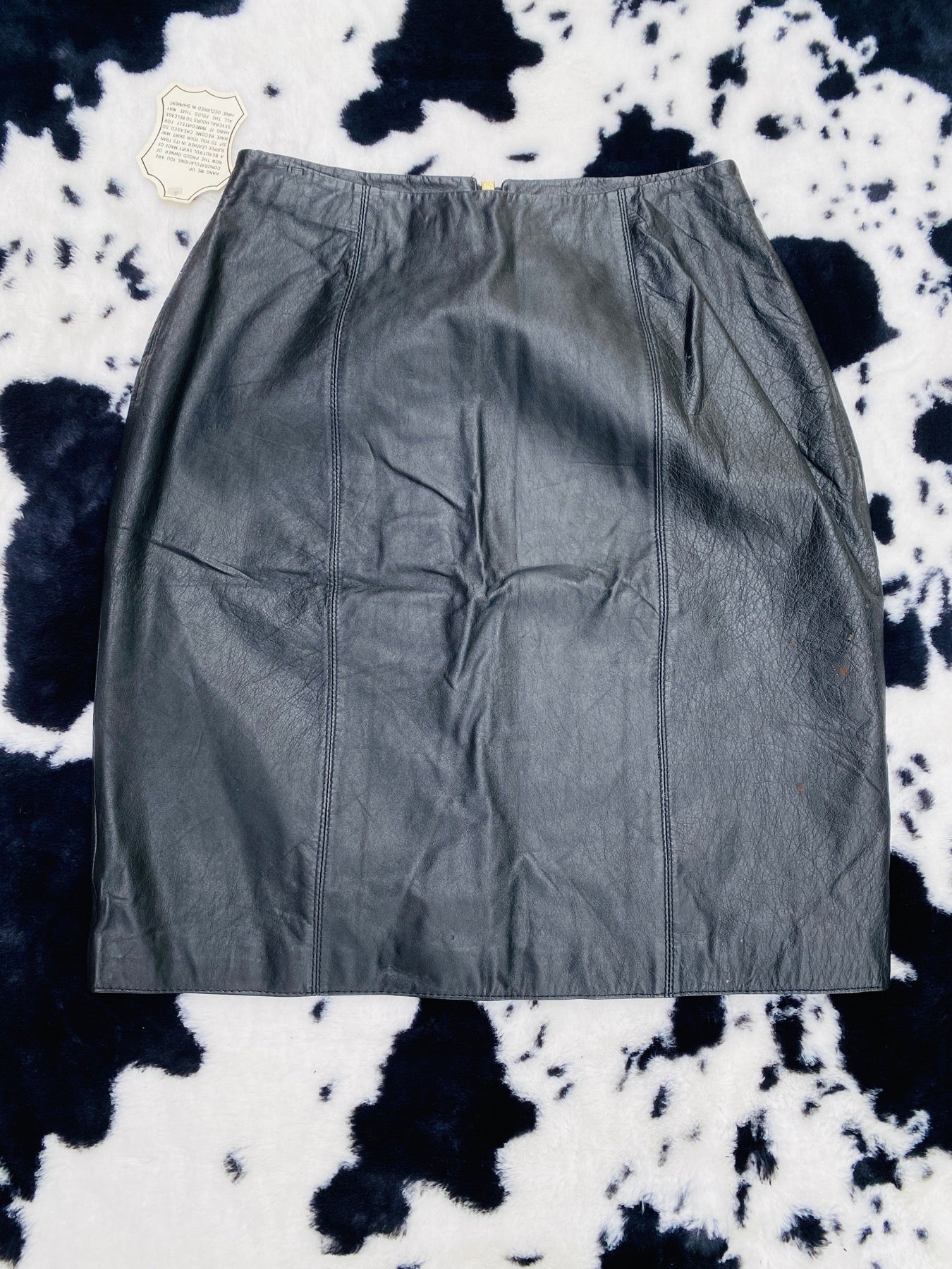 AVON FASHIONS ZIP FRONT LEATHER MINI SKIRT